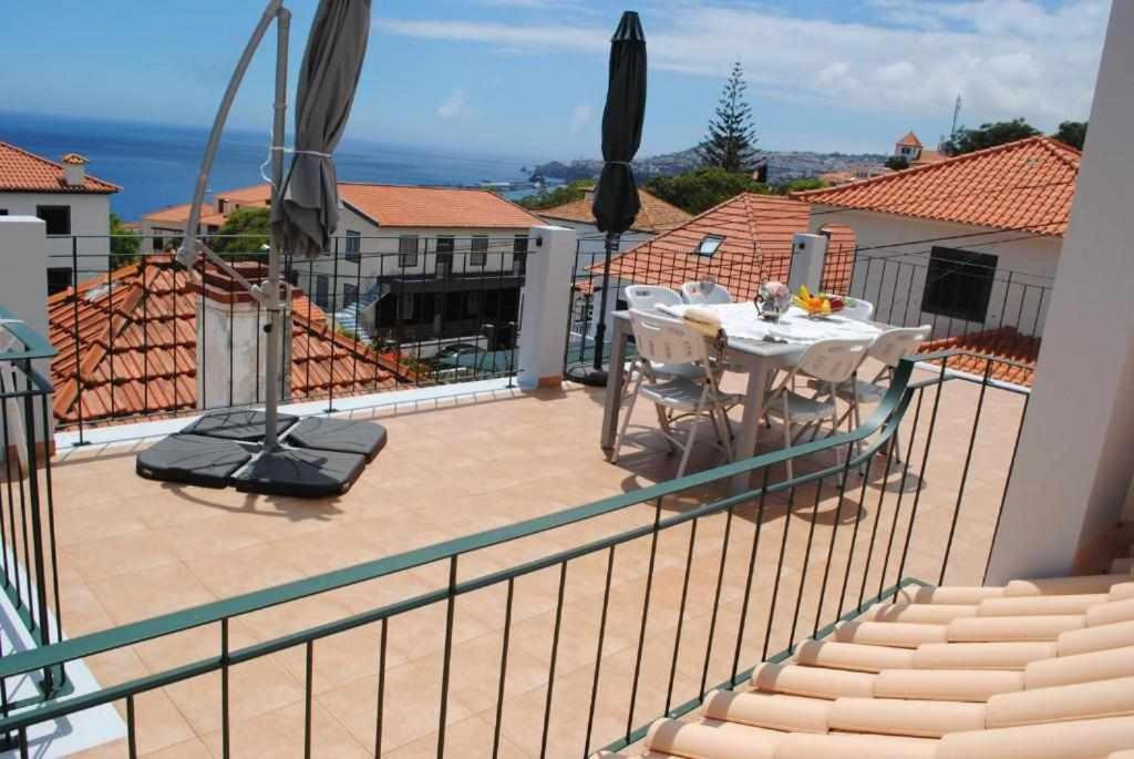 丰沙尔 Vila Rosa - Renovated House Overlooking The Sea酒店 外观 照片